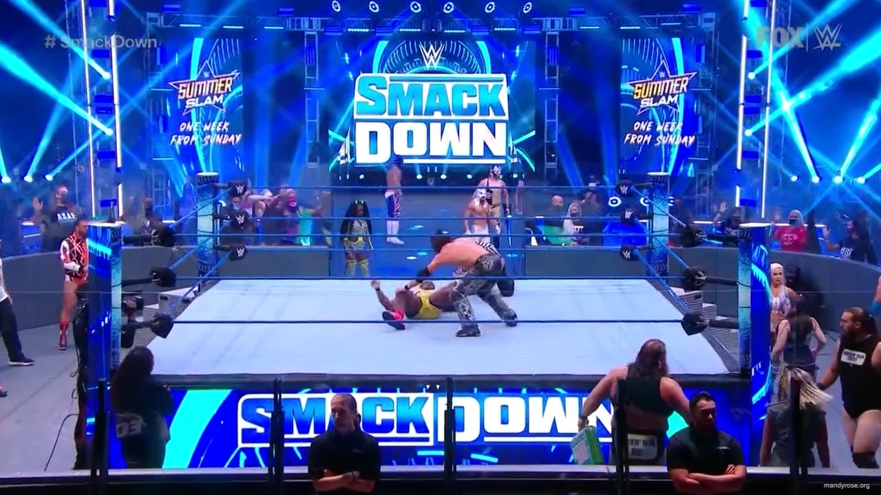 WWE_Friday_Night_SmackDown_2020_08_14_720p_HDTV_x264-NWCHD_mp40181.jpg