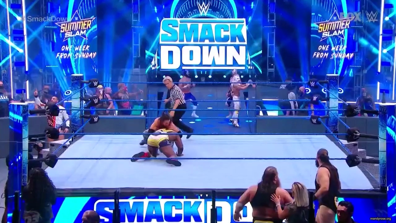 WWE_Friday_Night_SmackDown_2020_08_14_720p_HDTV_x264-NWCHD_mp40188.jpg