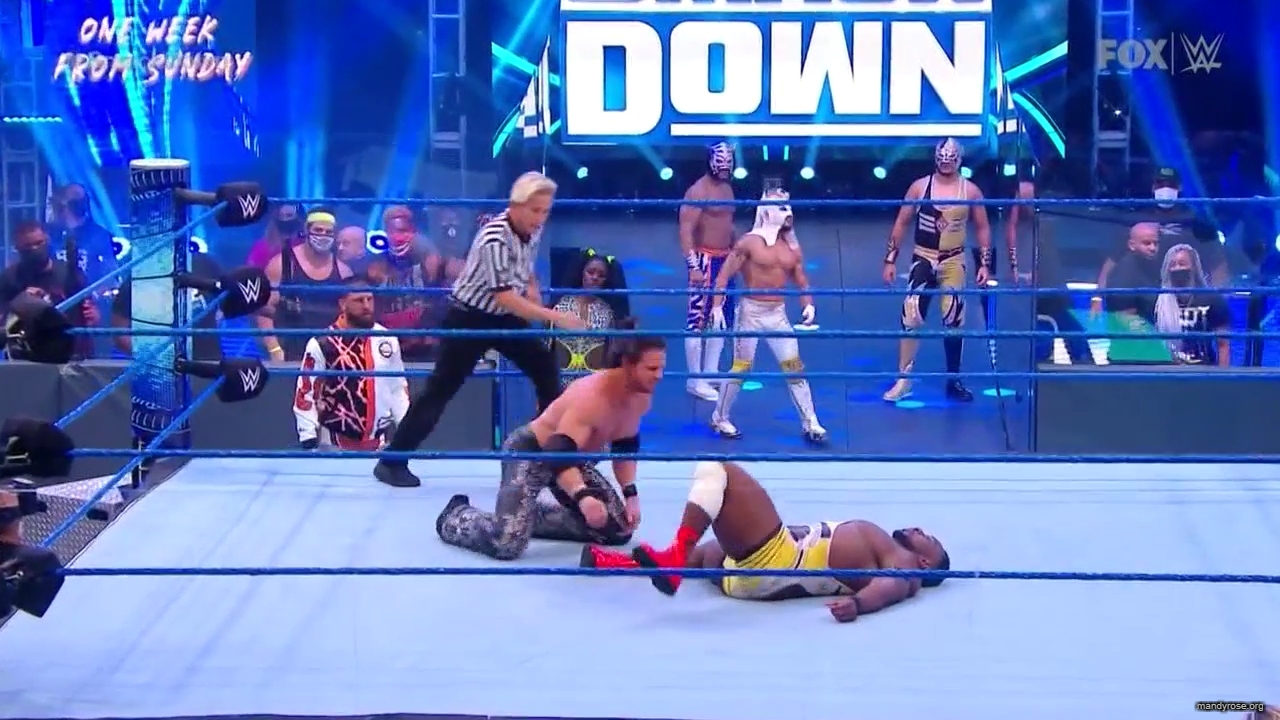 WWE_Friday_Night_SmackDown_2020_08_14_720p_HDTV_x264-NWCHD_mp40269.jpg