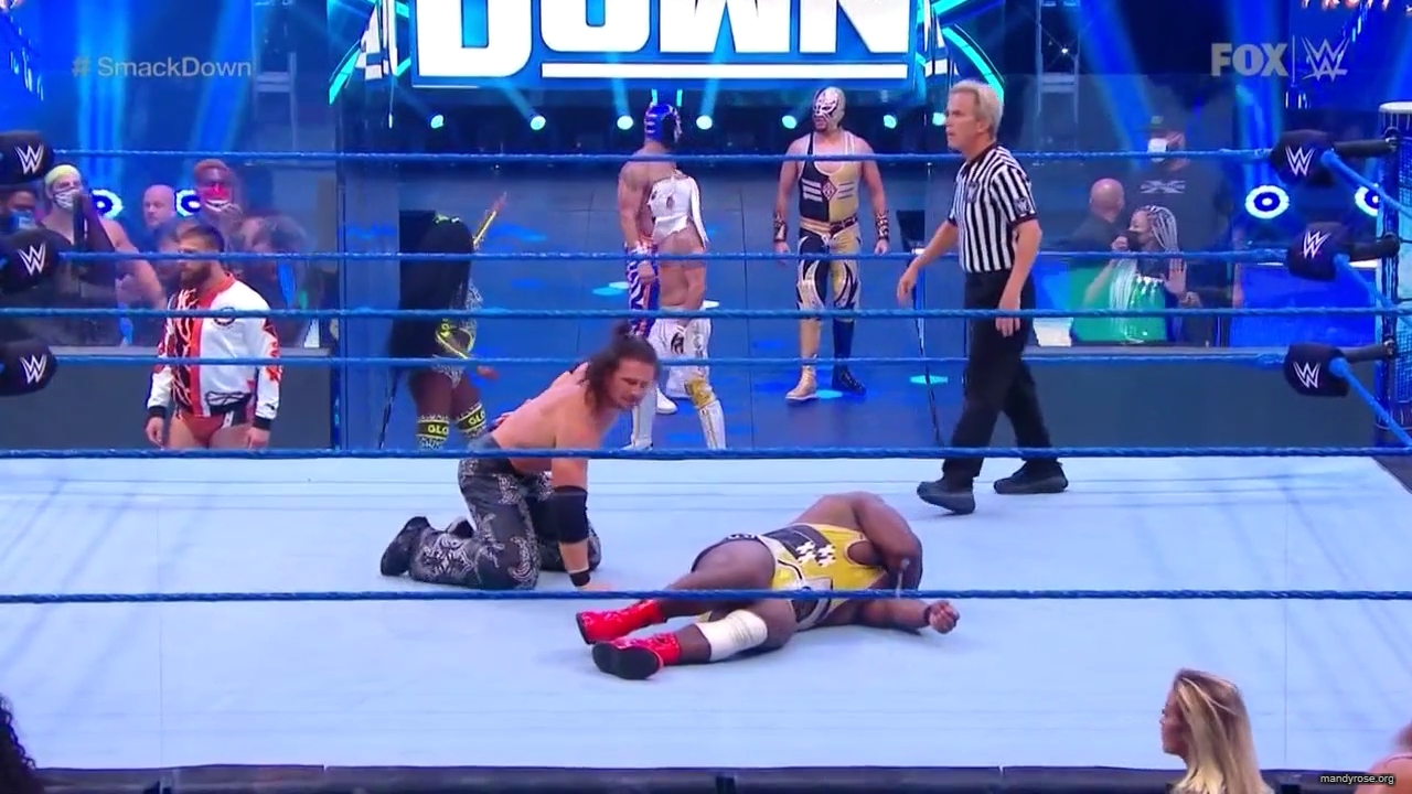 WWE_Friday_Night_SmackDown_2020_08_14_720p_HDTV_x264-NWCHD_mp40279.jpg