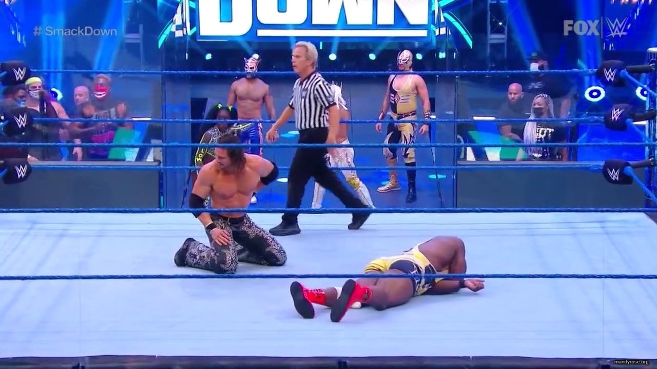 WWE_Friday_Night_SmackDown_2020_08_14_720p_HDTV_x264-NWCHD_mp40281.jpg