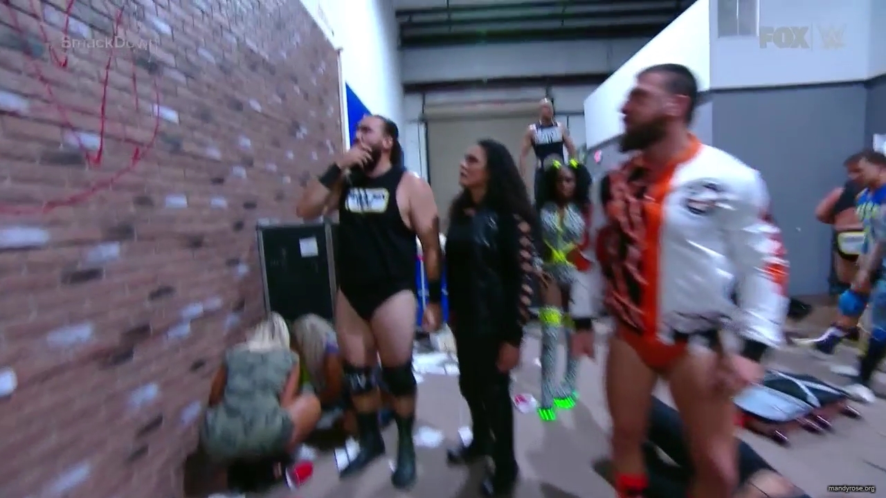 WWE_Friday_Night_SmackDown_2020_08_14_720p_HDTV_x264-NWCHD_mp40326.jpg