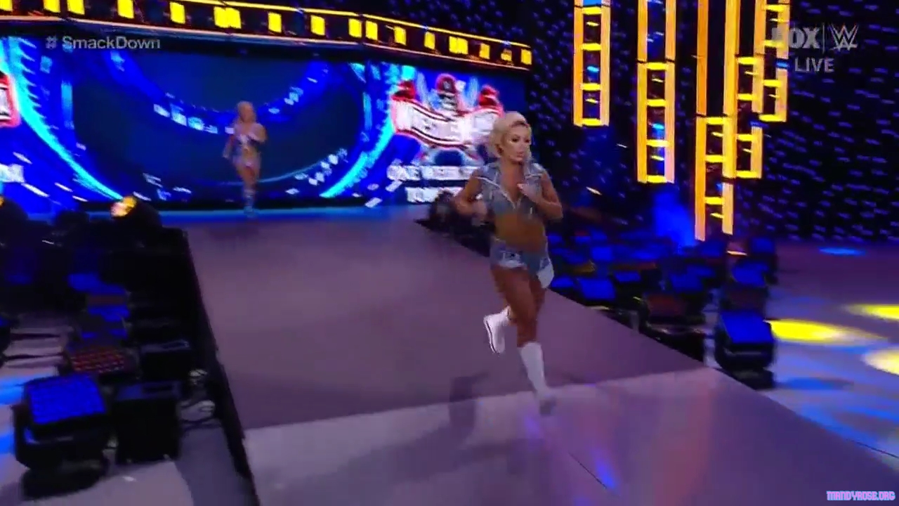 WWE_Friday_Night_SmackDown_2021_04_02_720p_HDTV_x264-NWCHD_mp40023.jpg