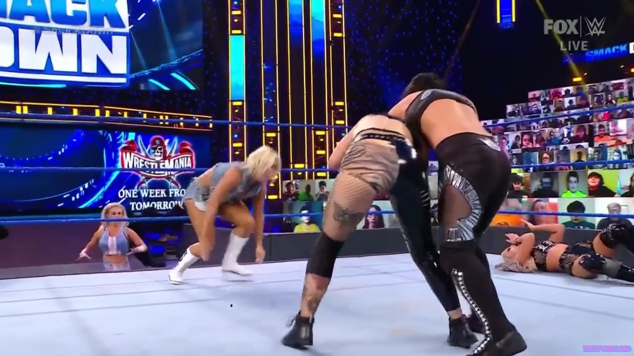 WWE_Friday_Night_SmackDown_2021_04_02_720p_HDTV_x264-NWCHD_mp40026.jpg