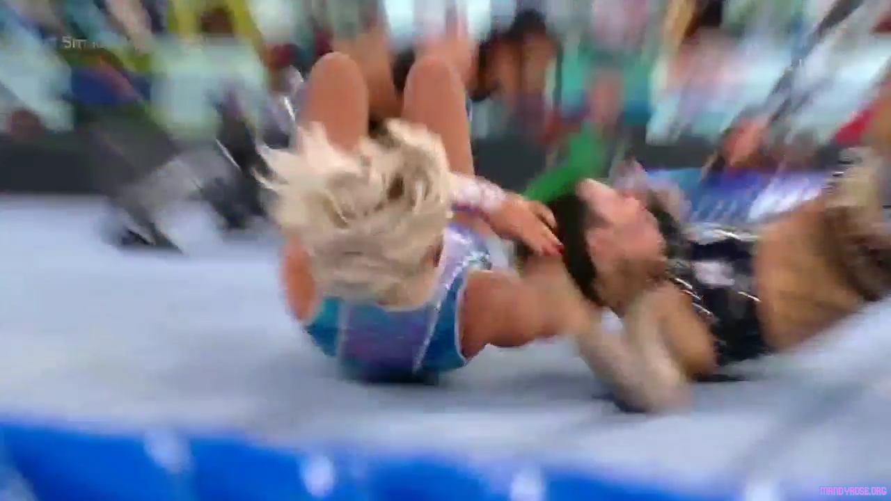 WWE_Friday_Night_SmackDown_2021_04_02_720p_HDTV_x264-NWCHD_mp40031.jpg