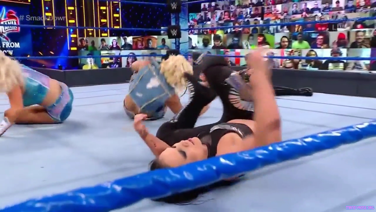 WWE_Friday_Night_SmackDown_2021_04_02_720p_HDTV_x264-NWCHD_mp40038.jpg