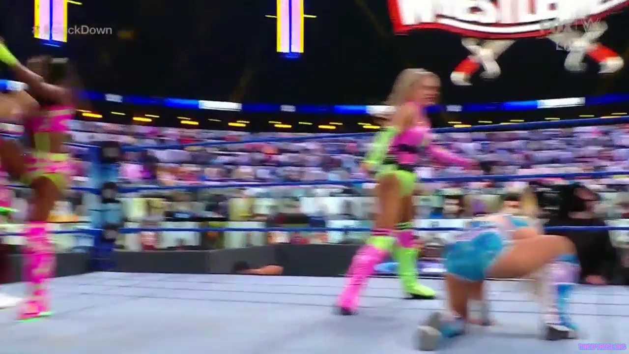 WWE_Friday_Night_SmackDown_2021_04_02_720p_HDTV_x264-NWCHD_mp40076.jpg