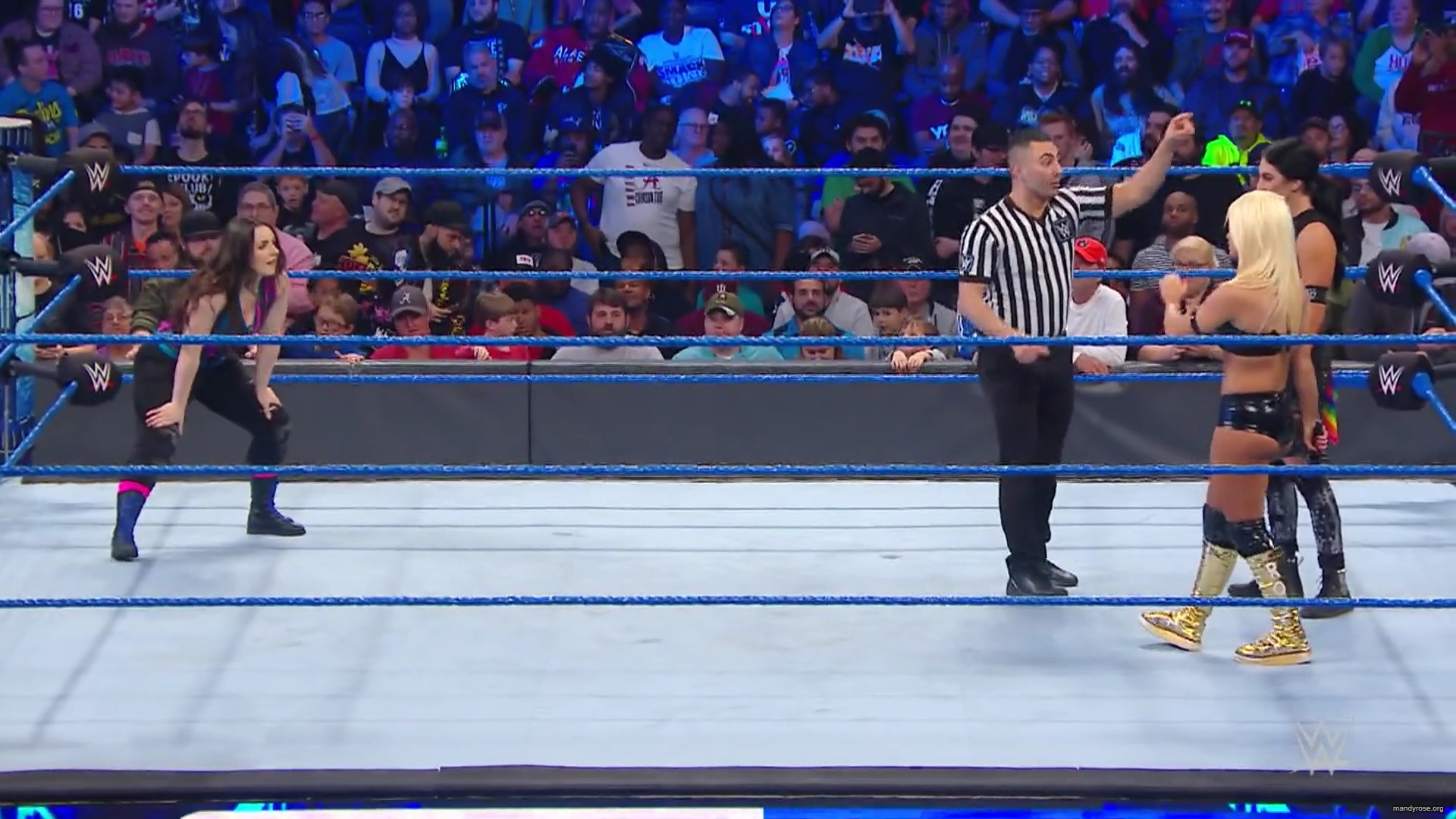 WWE_Friday_Night_Smackdown_2019_11_29_1080p_HDTV_x264-ACES_mkv0083.jpg