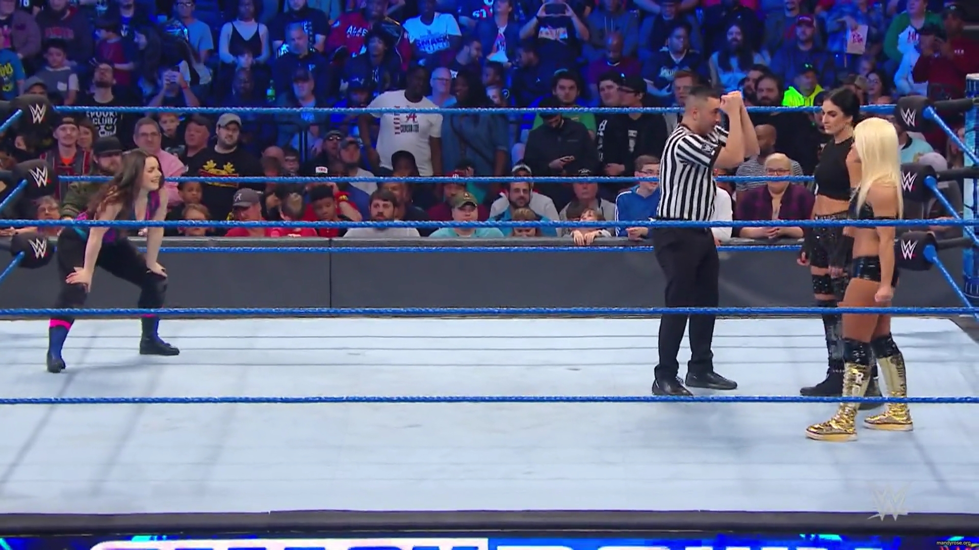 WWE_Friday_Night_Smackdown_2019_11_29_1080p_HDTV_x264-ACES_mkv0084.jpg