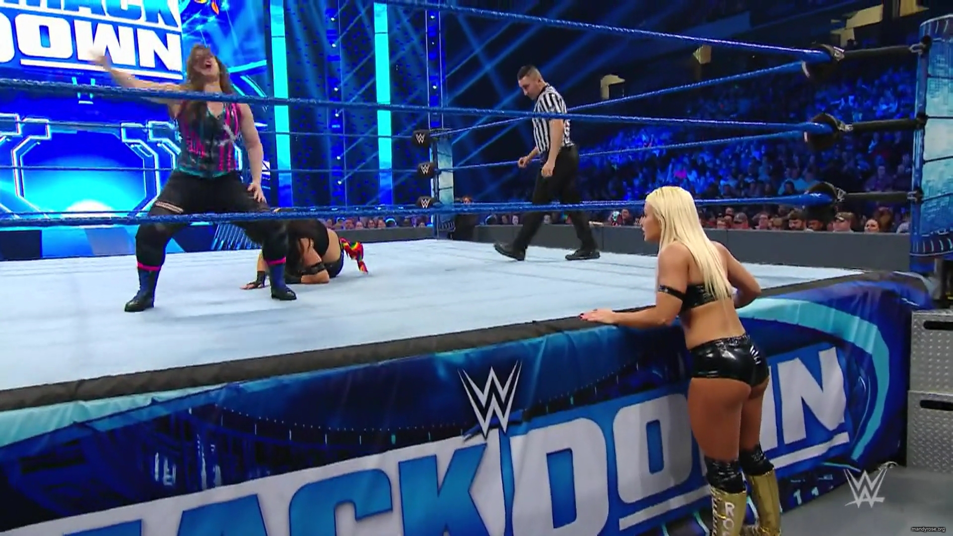 WWE_Friday_Night_Smackdown_2019_11_29_1080p_HDTV_x264-ACES_mkv0159.jpg