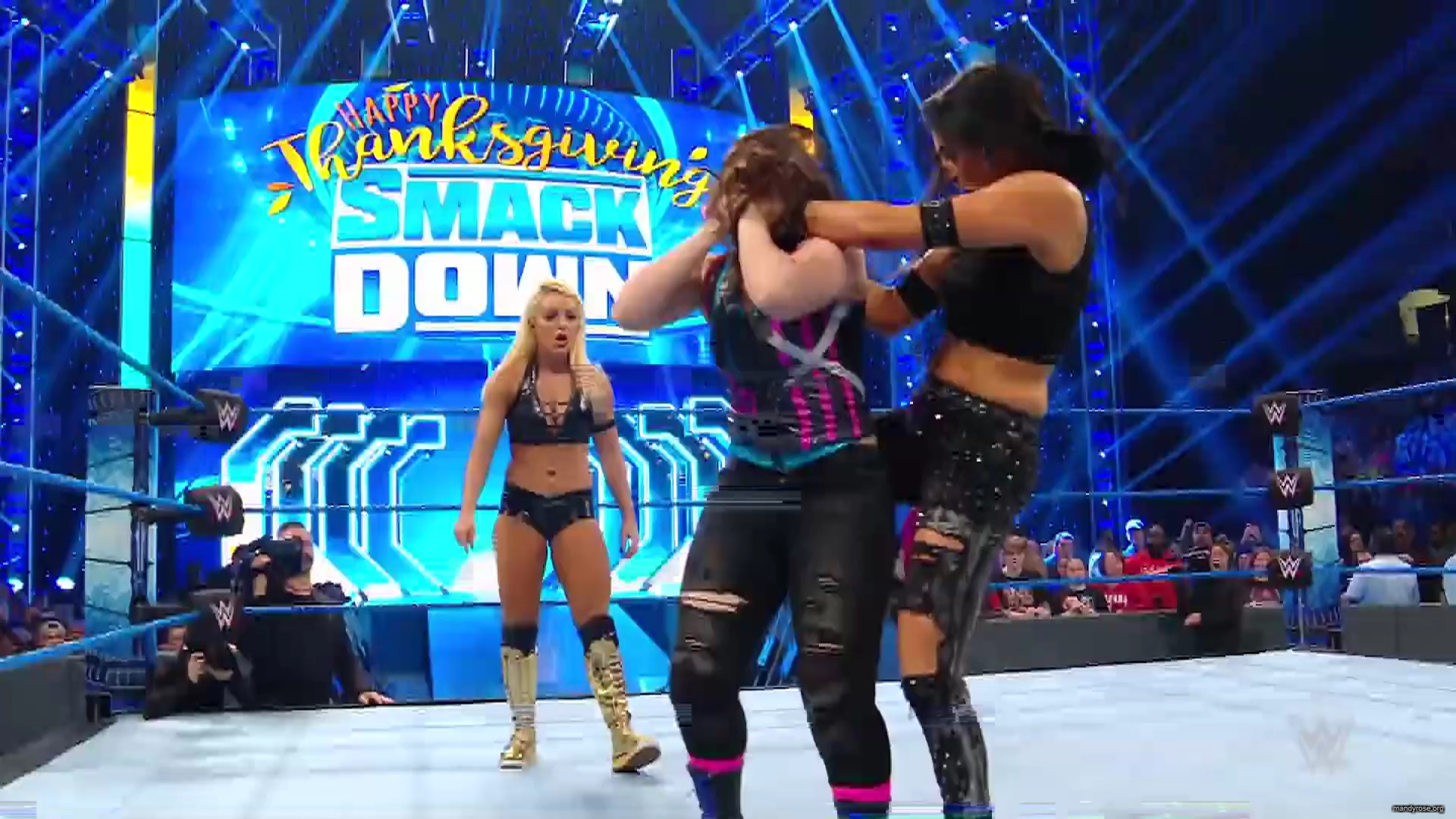 WWE_Friday_Night_Smackdown_2019_11_29_1080p_HDTV_x264-ACES_mkv0204.jpg