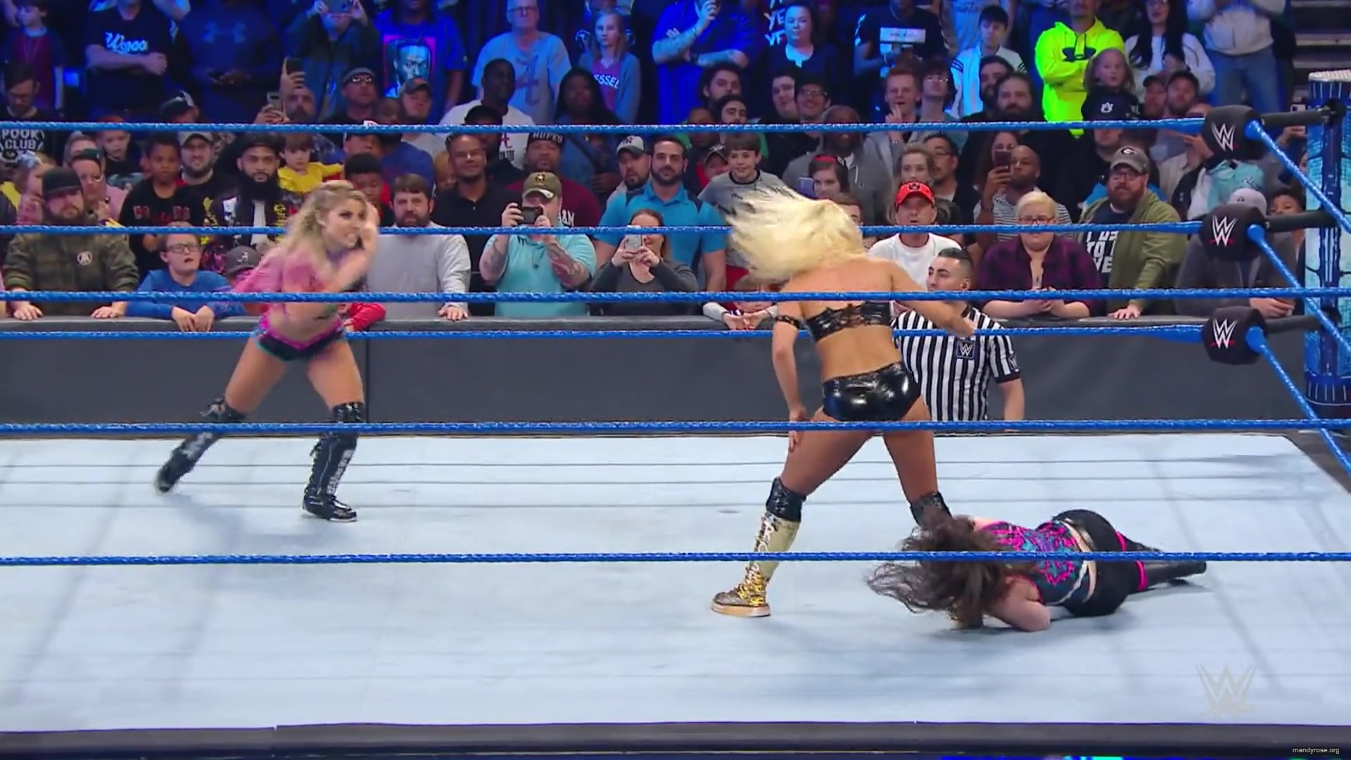 WWE_Friday_Night_Smackdown_2019_11_29_1080p_HDTV_x264-ACES_mkv0246.jpg