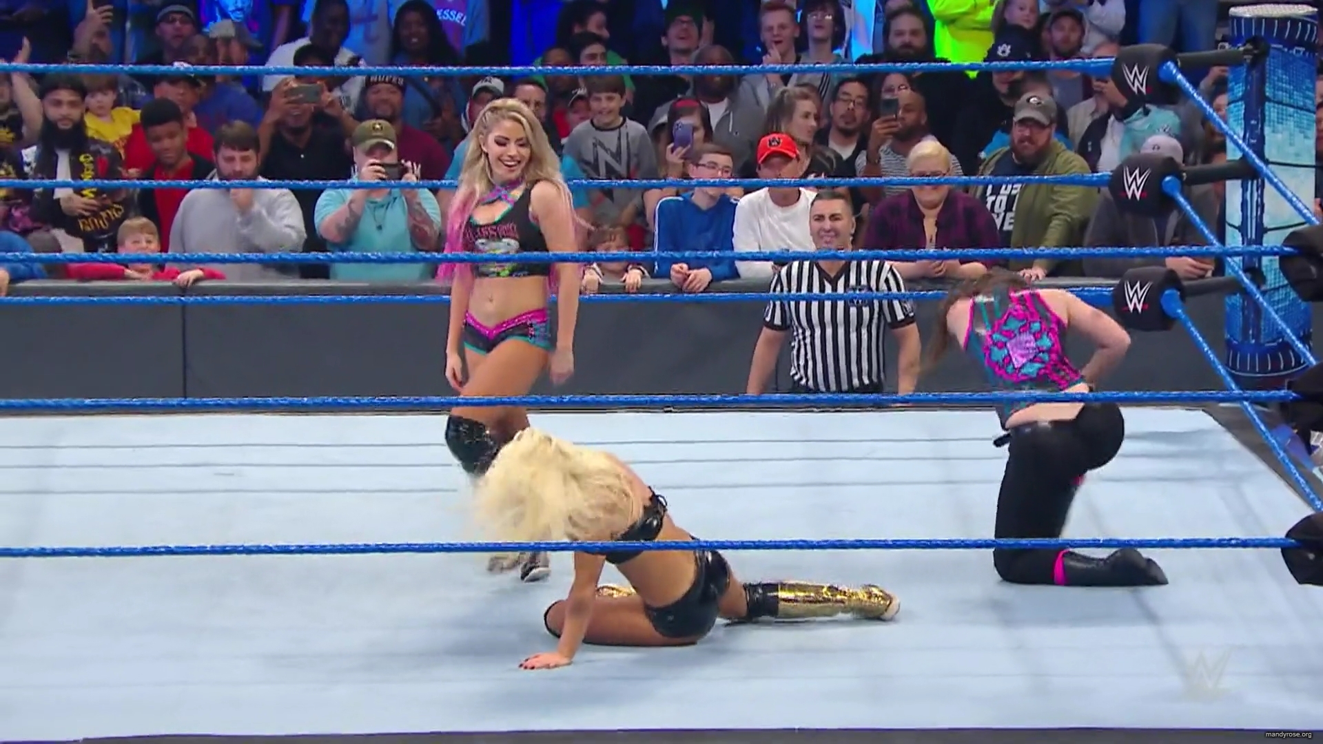 WWE_Friday_Night_Smackdown_2019_11_29_1080p_HDTV_x264-ACES_mkv0252.jpg