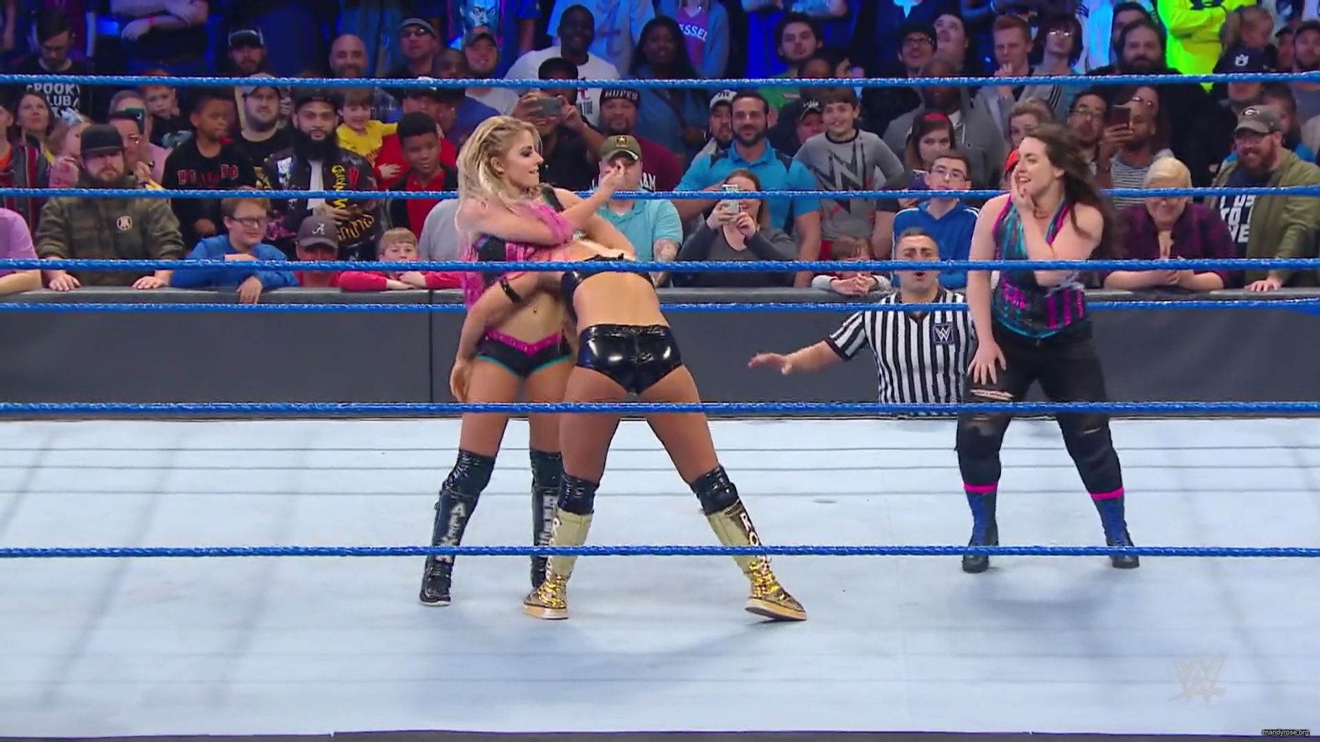 WWE_Friday_Night_Smackdown_2019_11_29_1080p_HDTV_x264-ACES_mkv0257.jpg
