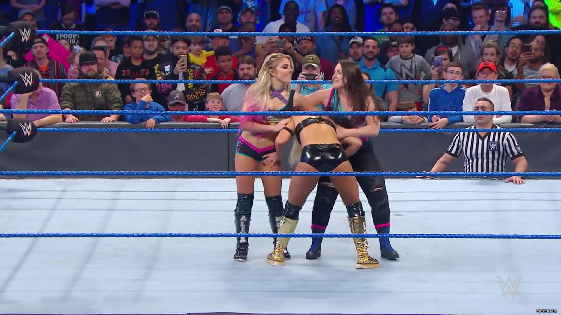 WWE_Friday_Night_Smackdown_2019_11_29_1080p_HDTV_x264-ACES_mkv0259.jpg