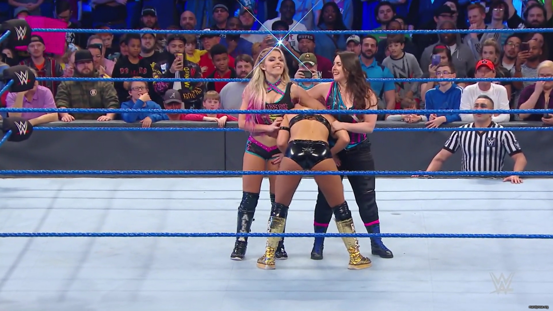 WWE_Friday_Night_Smackdown_2019_11_29_1080p_HDTV_x264-ACES_mkv0260.jpg