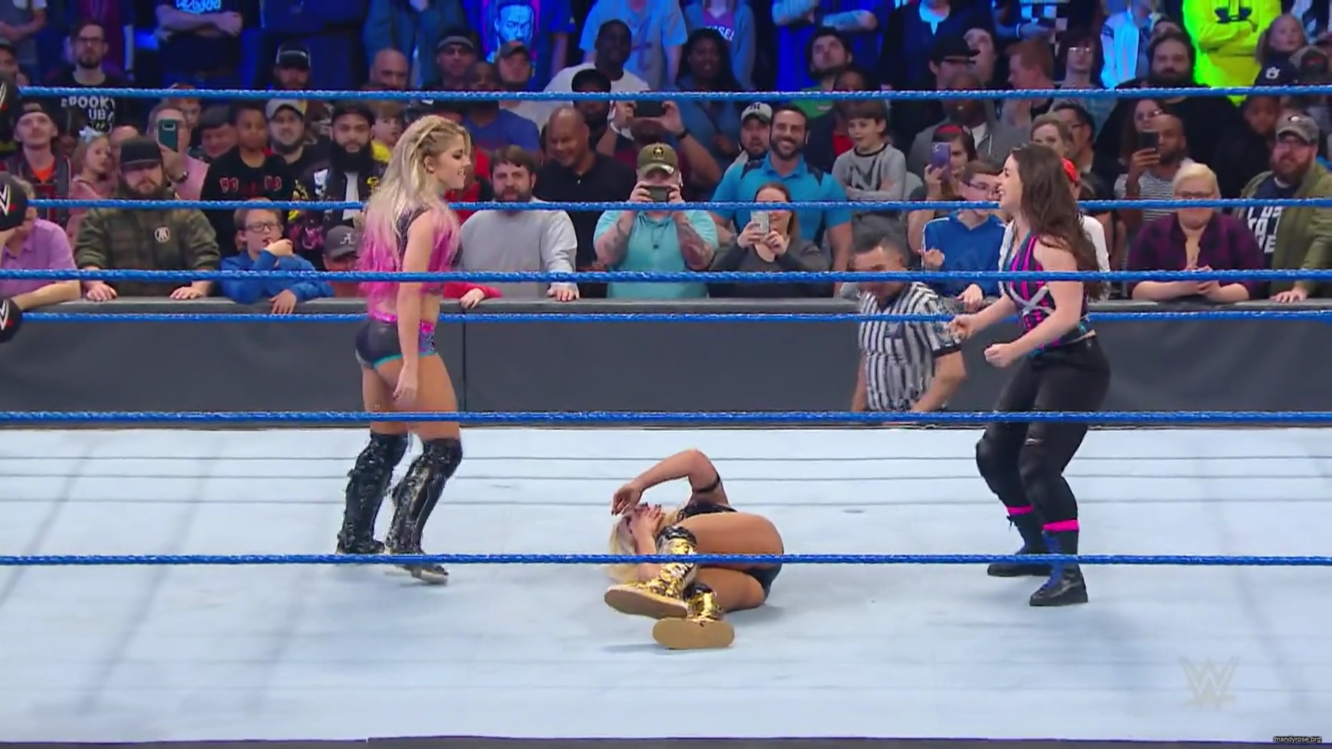 WWE_Friday_Night_Smackdown_2019_11_29_1080p_HDTV_x264-ACES_mkv0266.jpg