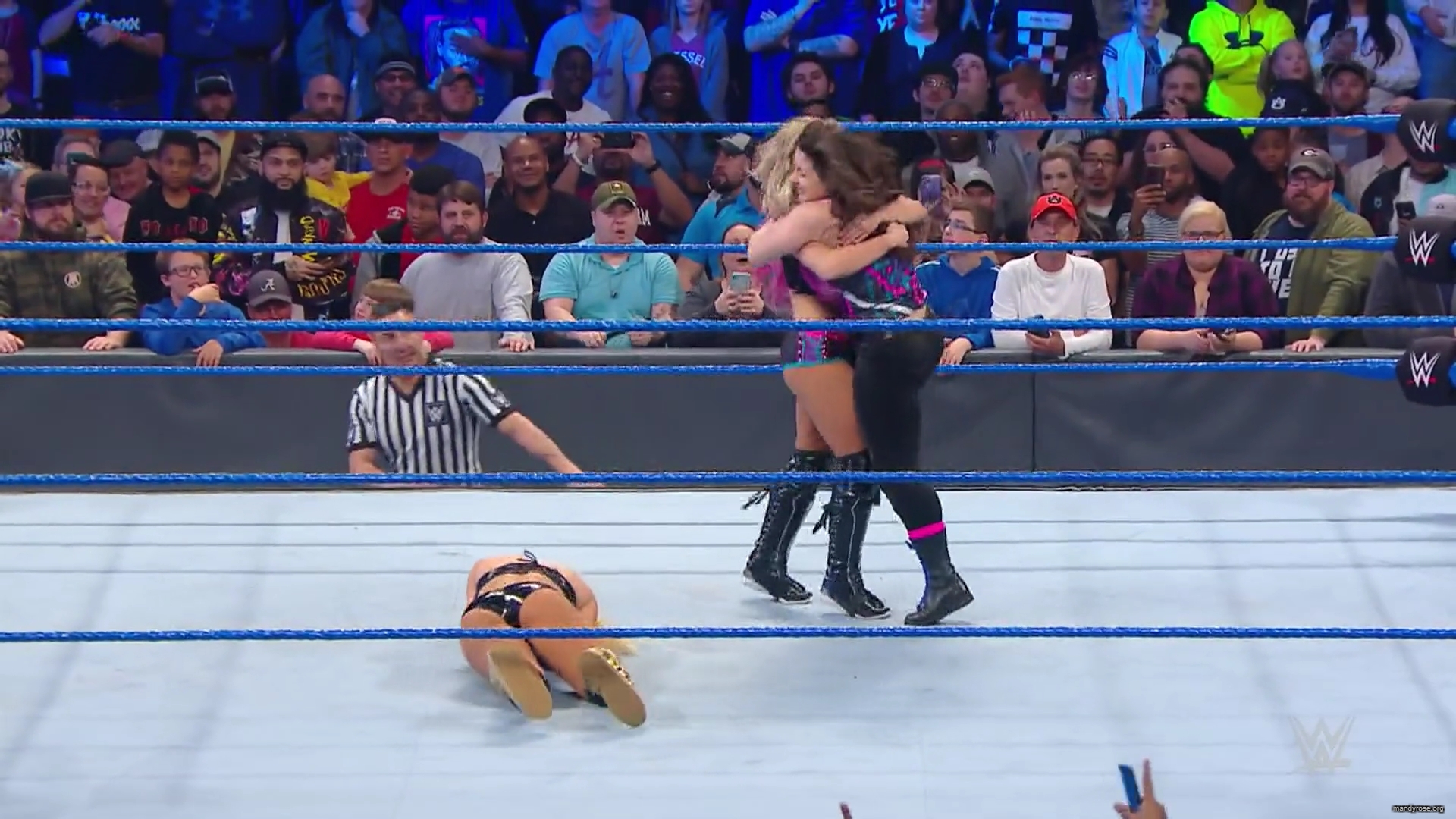 WWE_Friday_Night_Smackdown_2019_11_29_1080p_HDTV_x264-ACES_mkv0268.jpg