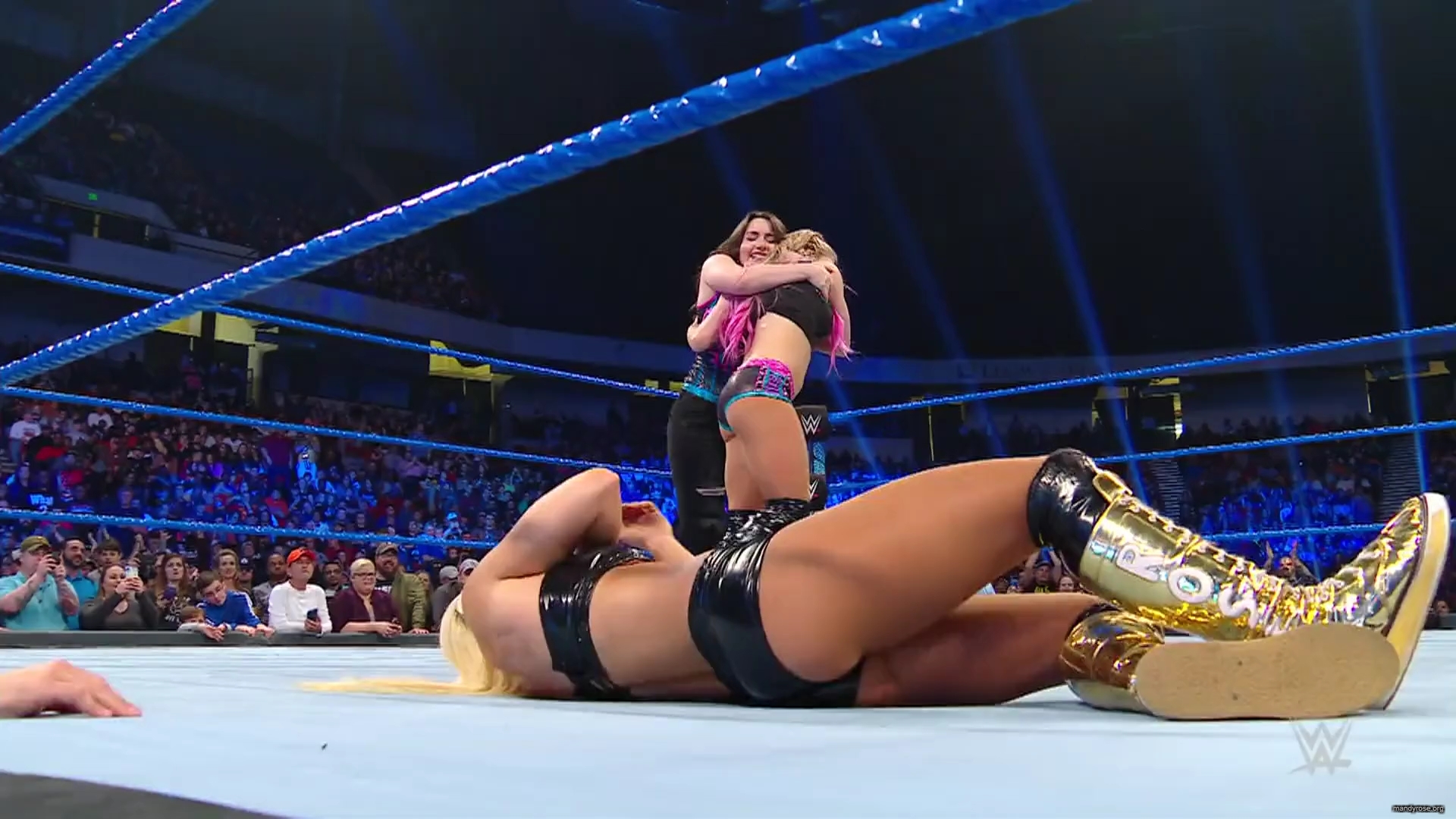 WWE_Friday_Night_Smackdown_2019_11_29_1080p_HDTV_x264-ACES_mkv0276.jpg
