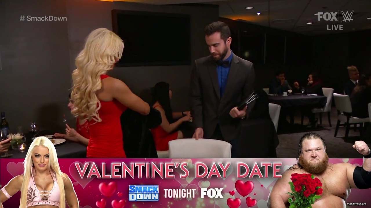 WWE_Friday_Night_Smackdown_2020_02_14_720p_HDTV_x264-KYR_mkv0036.jpg