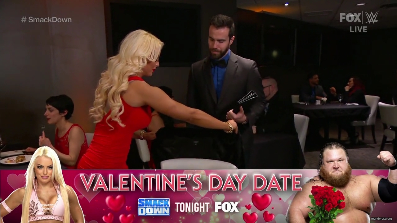 WWE_Friday_Night_Smackdown_2020_02_14_720p_HDTV_x264-KYR_mkv0037.jpg
