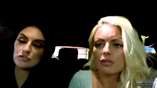 WWE_Indianapolis21_Mandy_Rose_Sonya_Deville_mp40227.jpg