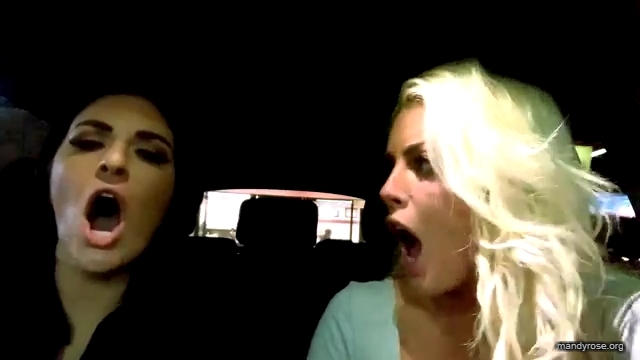 WWE_Indianapolis21_Mandy_Rose_Sonya_Deville_mp40262.jpg