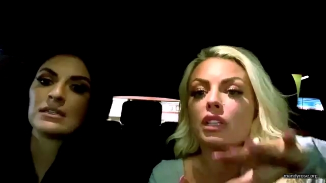 WWE_Indianapolis21_Mandy_Rose_Sonya_Deville_mp40280.jpg