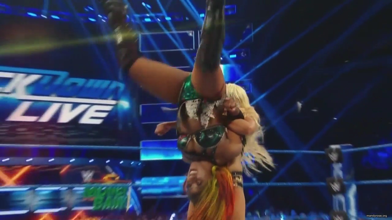 WWE_Monday_Night_Raw_2020_09_21_720p_HDTV_x264-NWCHD_mp40054.jpg