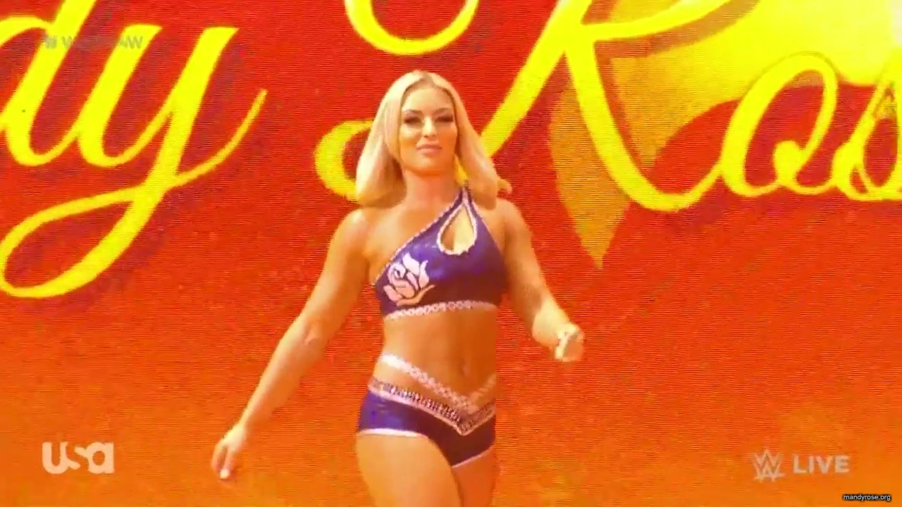 WWE_Monday_Night_Raw_2020_10_05_720p_HDTV_x264-NWCHD_mp40021.jpg