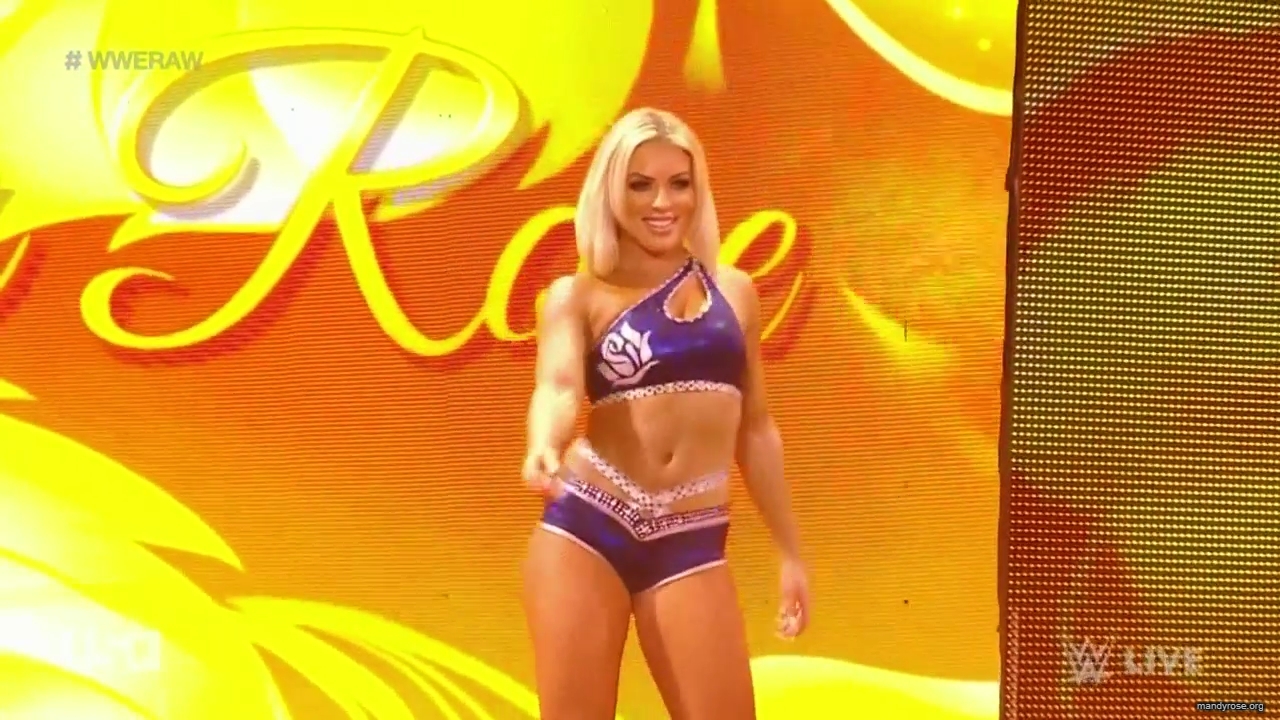 WWE_Monday_Night_Raw_2020_10_05_720p_HDTV_x264-NWCHD_mp40024.jpg