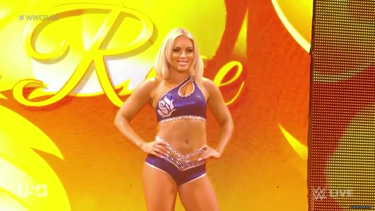 WWE_Monday_Night_Raw_2020_10_05_720p_HDTV_x264-NWCHD_mp40027.jpg
