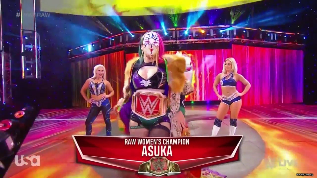 WWE_Monday_Night_Raw_2020_10_05_720p_HDTV_x264-NWCHD_mp40057.jpg