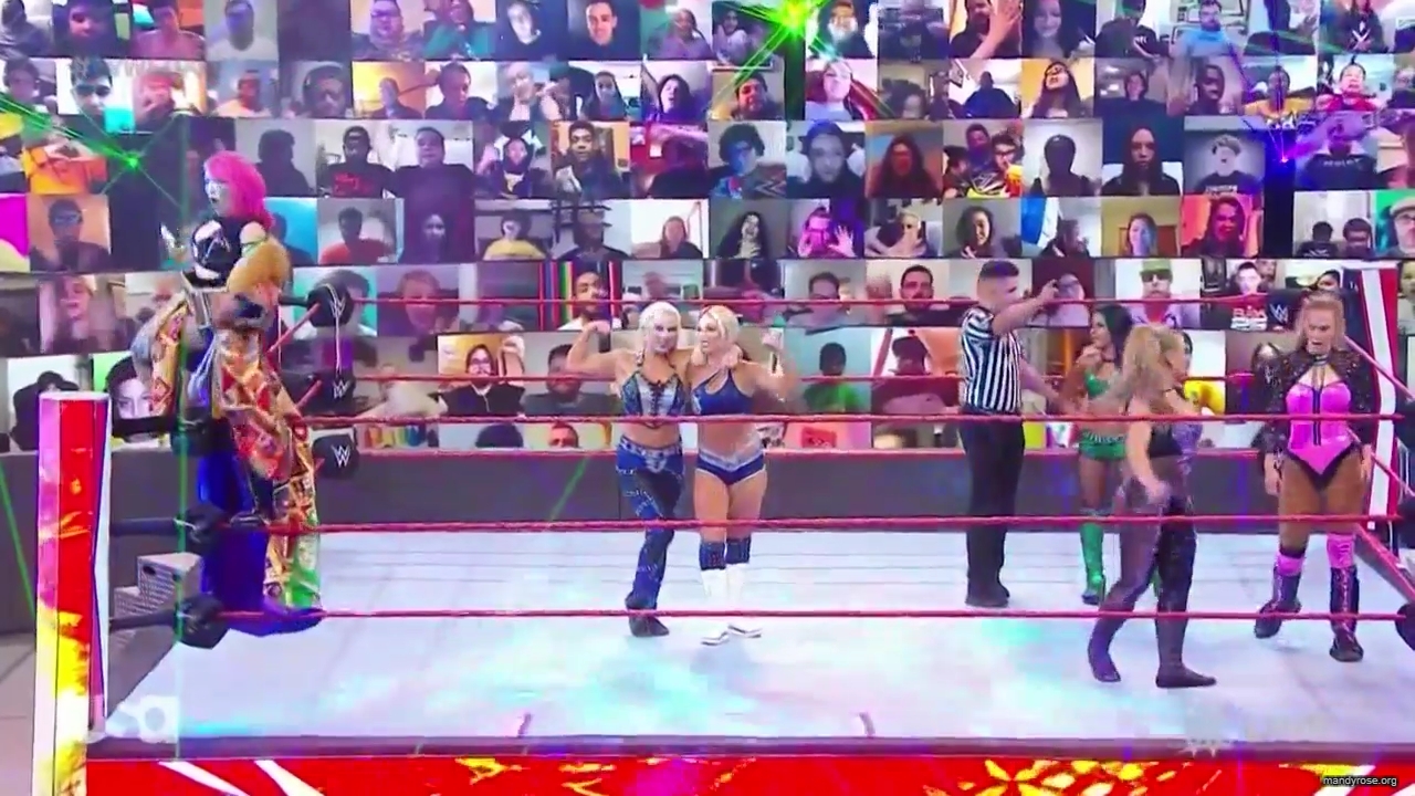 WWE_Monday_Night_Raw_2020_10_05_720p_HDTV_x264-NWCHD_mp40109.jpg
