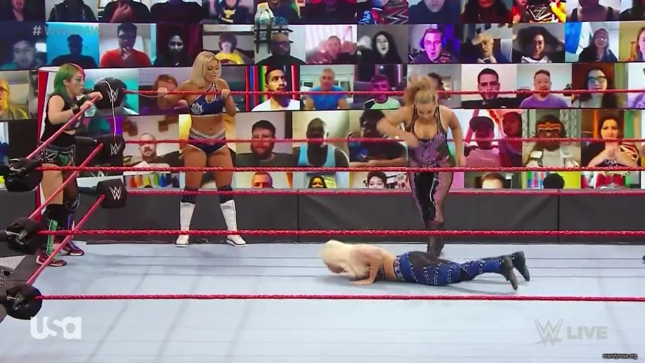 WWE_Monday_Night_Raw_2020_10_05_720p_HDTV_x264-NWCHD_mp40137.jpg