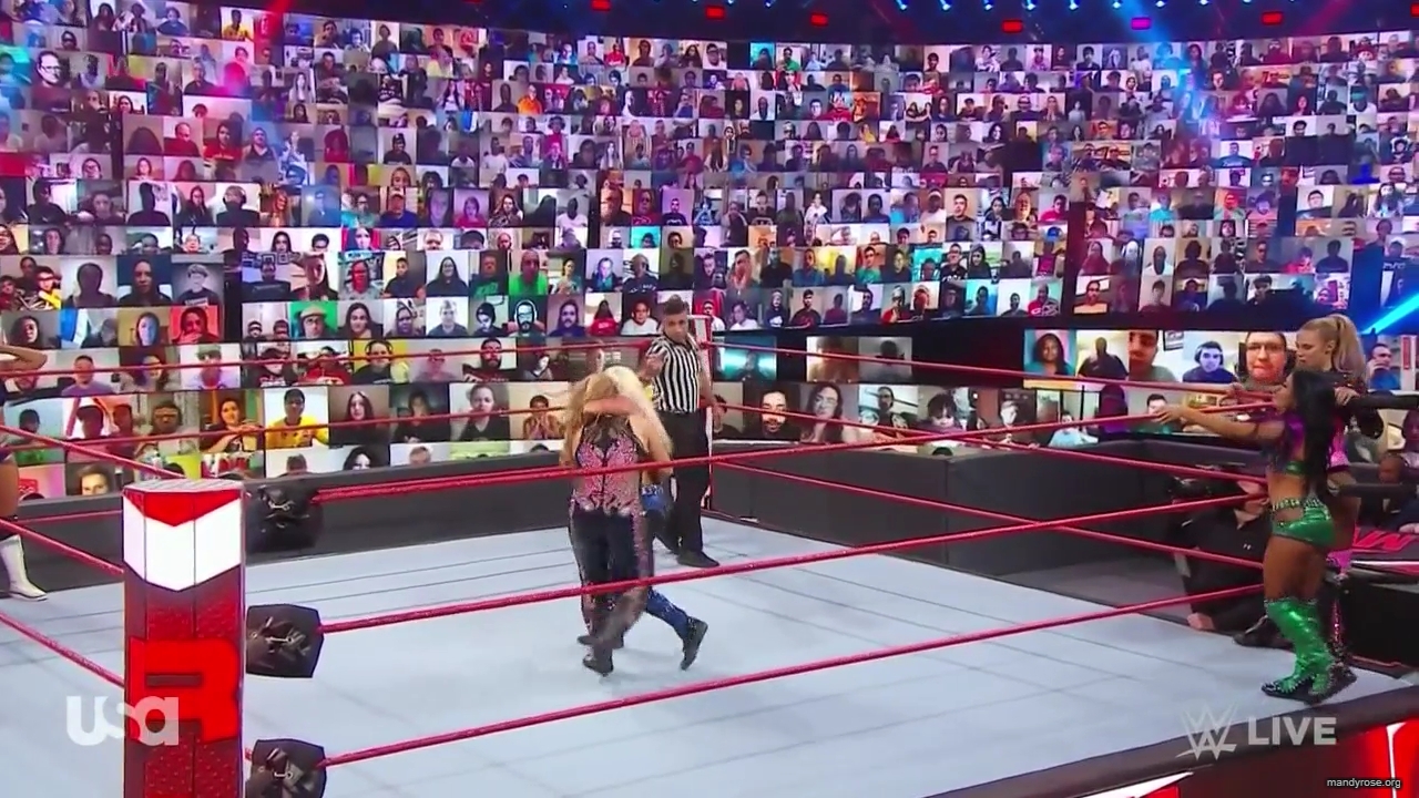 WWE_Monday_Night_Raw_2020_10_05_720p_HDTV_x264-NWCHD_mp40151.jpg