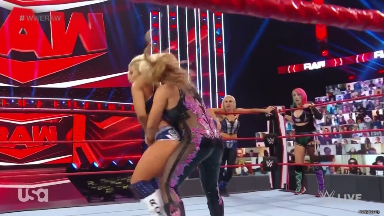 WWE_Monday_Night_Raw_2020_10_05_720p_HDTV_x264-NWCHD_mp40202.jpg