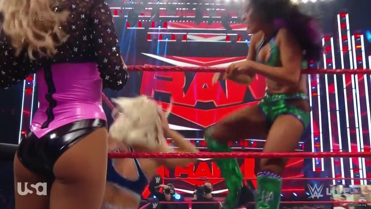 WWE_Monday_Night_Raw_2020_10_05_720p_HDTV_x264-NWCHD_mp40264.jpg