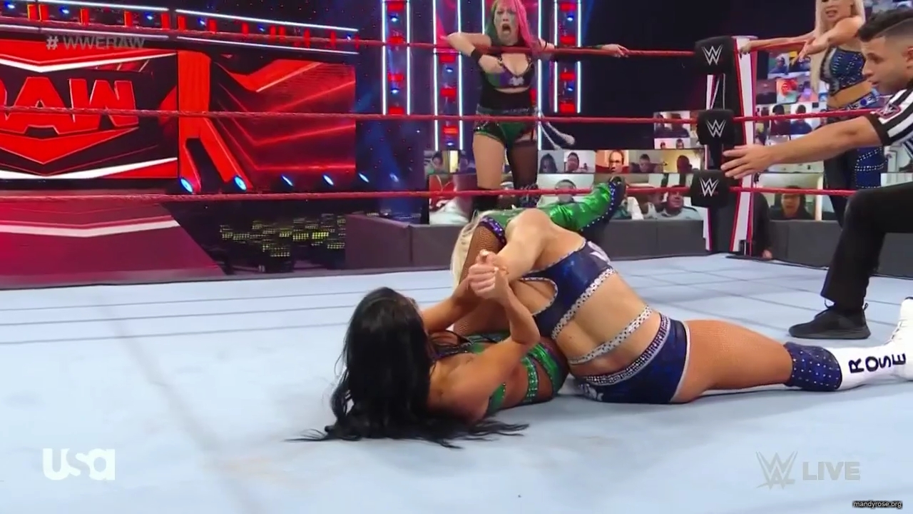 WWE_Monday_Night_Raw_2020_10_05_720p_HDTV_x264-NWCHD_mp40283.jpg