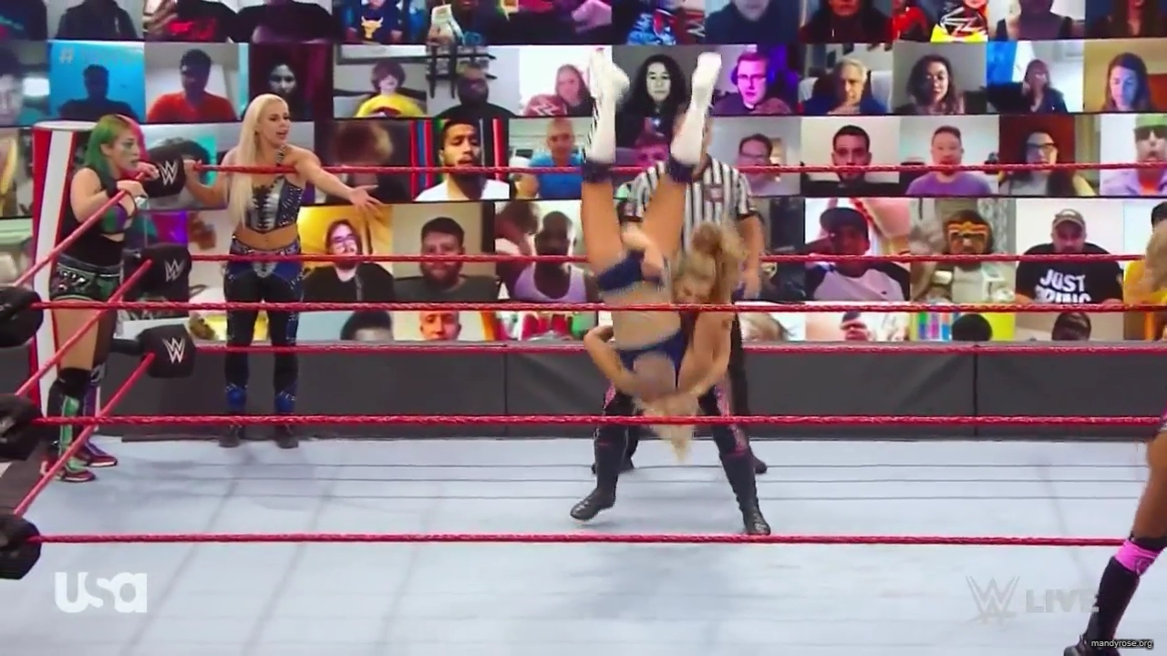WWE_Monday_Night_Raw_2020_10_05_720p_HDTV_x264-NWCHD_mp40335.jpg