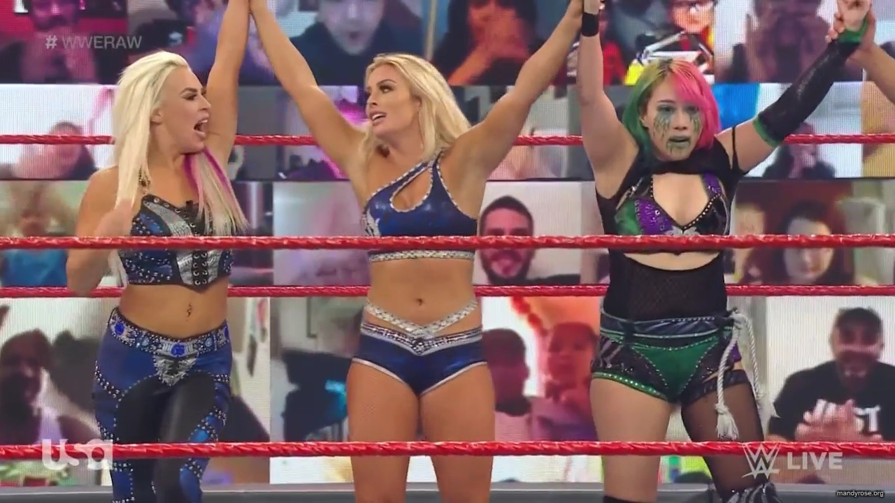 WWE_Monday_Night_Raw_2020_10_05_720p_HDTV_x264-NWCHD_mp40421.jpg