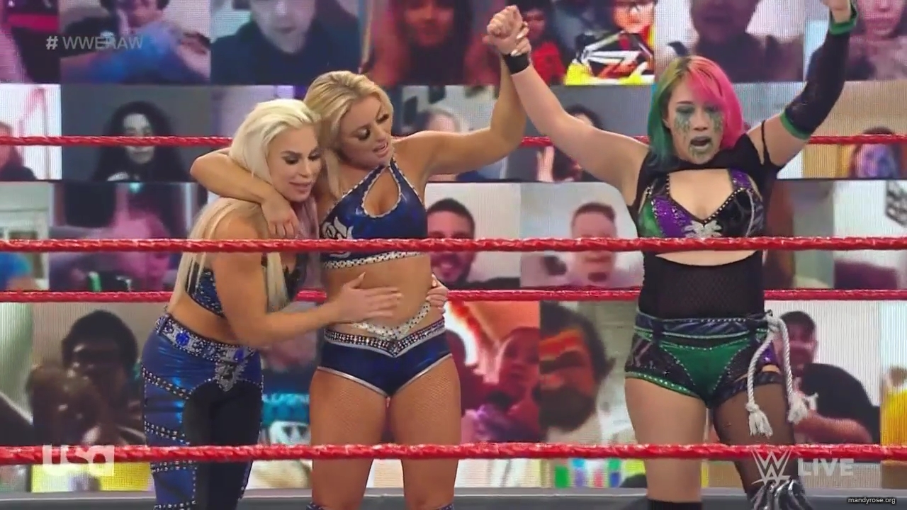 WWE_Monday_Night_Raw_2020_10_05_720p_HDTV_x264-NWCHD_mp40425.jpg