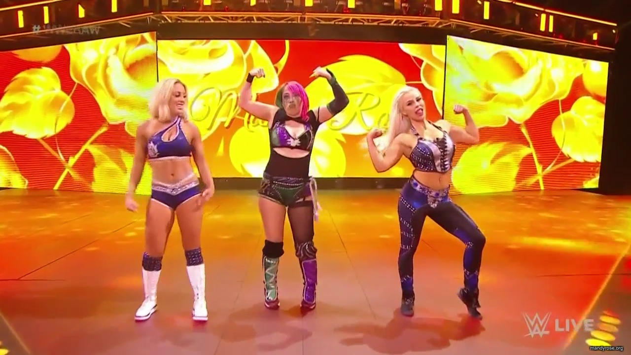 WWE_Monday_Night_Raw_2020_10_05_720p_HDTV_x264-NWCHD_mp40453.jpg