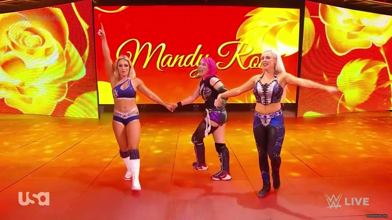 WWE_Monday_Night_Raw_2020_10_05_720p_HDTV_x264-NWCHD_mp40462.jpg