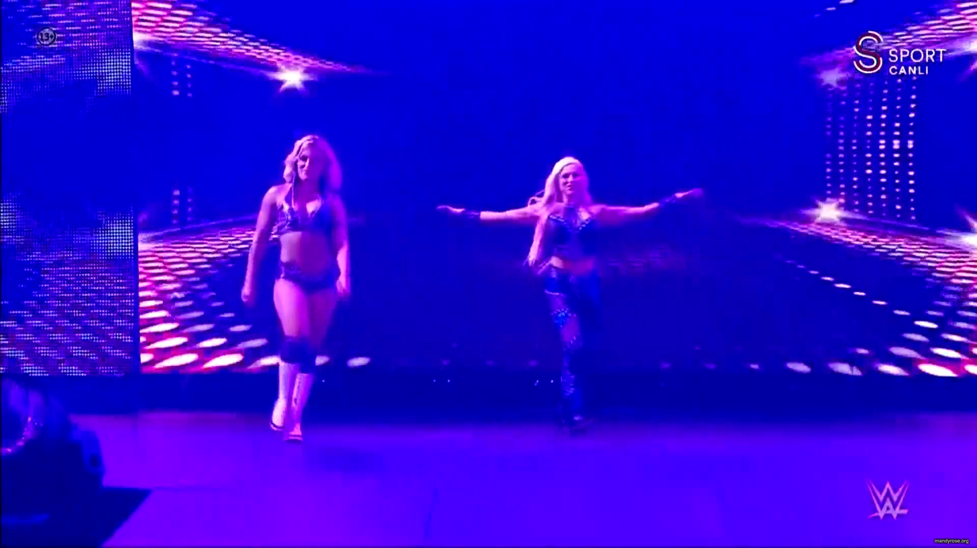 WWE_Monday_Night_Raw_2020_10_19_1080p_HDTV_x264-Star_mkv0039.jpg