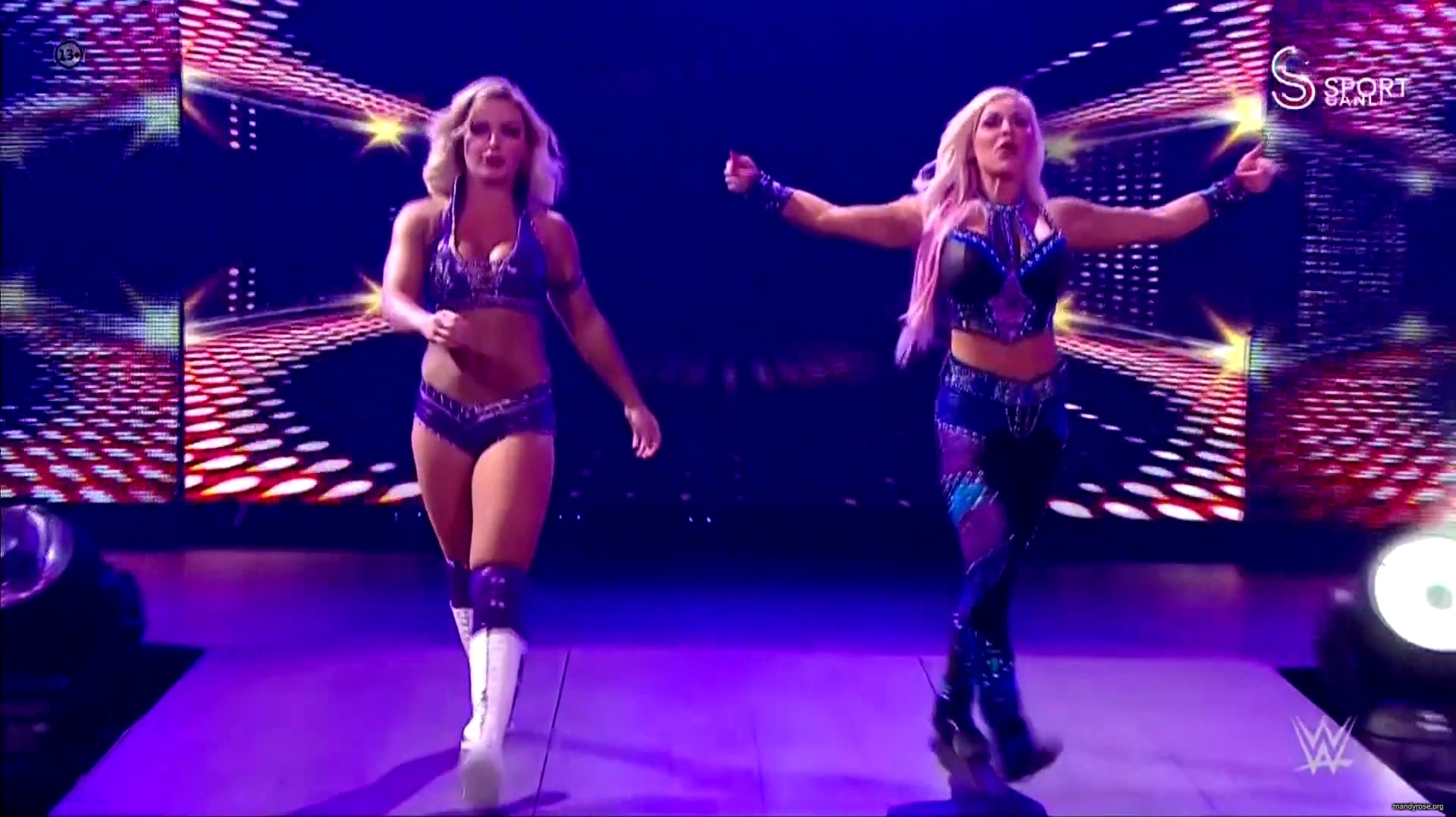 WWE_Monday_Night_Raw_2020_10_19_1080p_HDTV_x264-Star_mkv0049.jpg