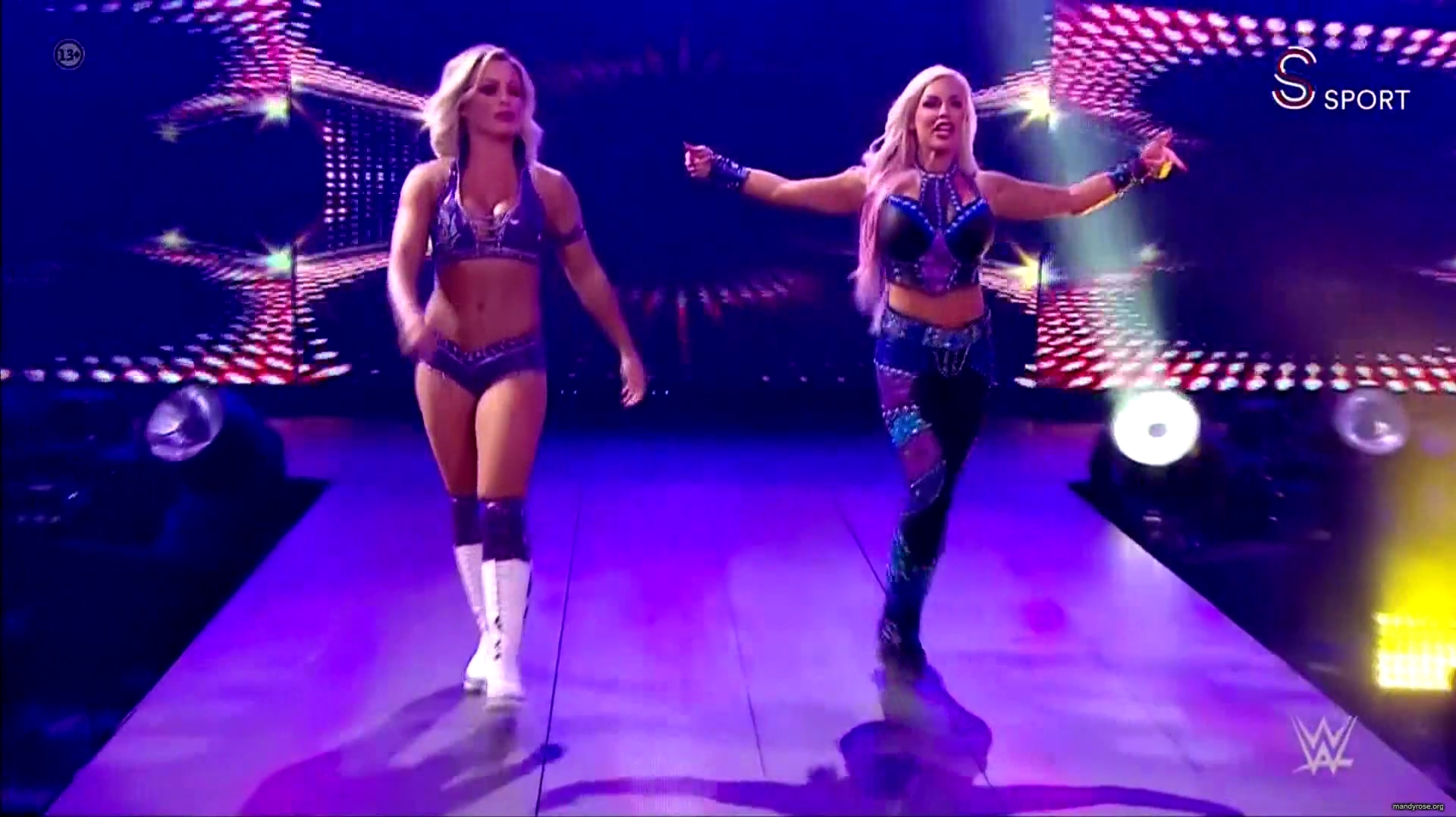 WWE_Monday_Night_Raw_2020_10_19_1080p_HDTV_x264-Star_mkv0050.jpg