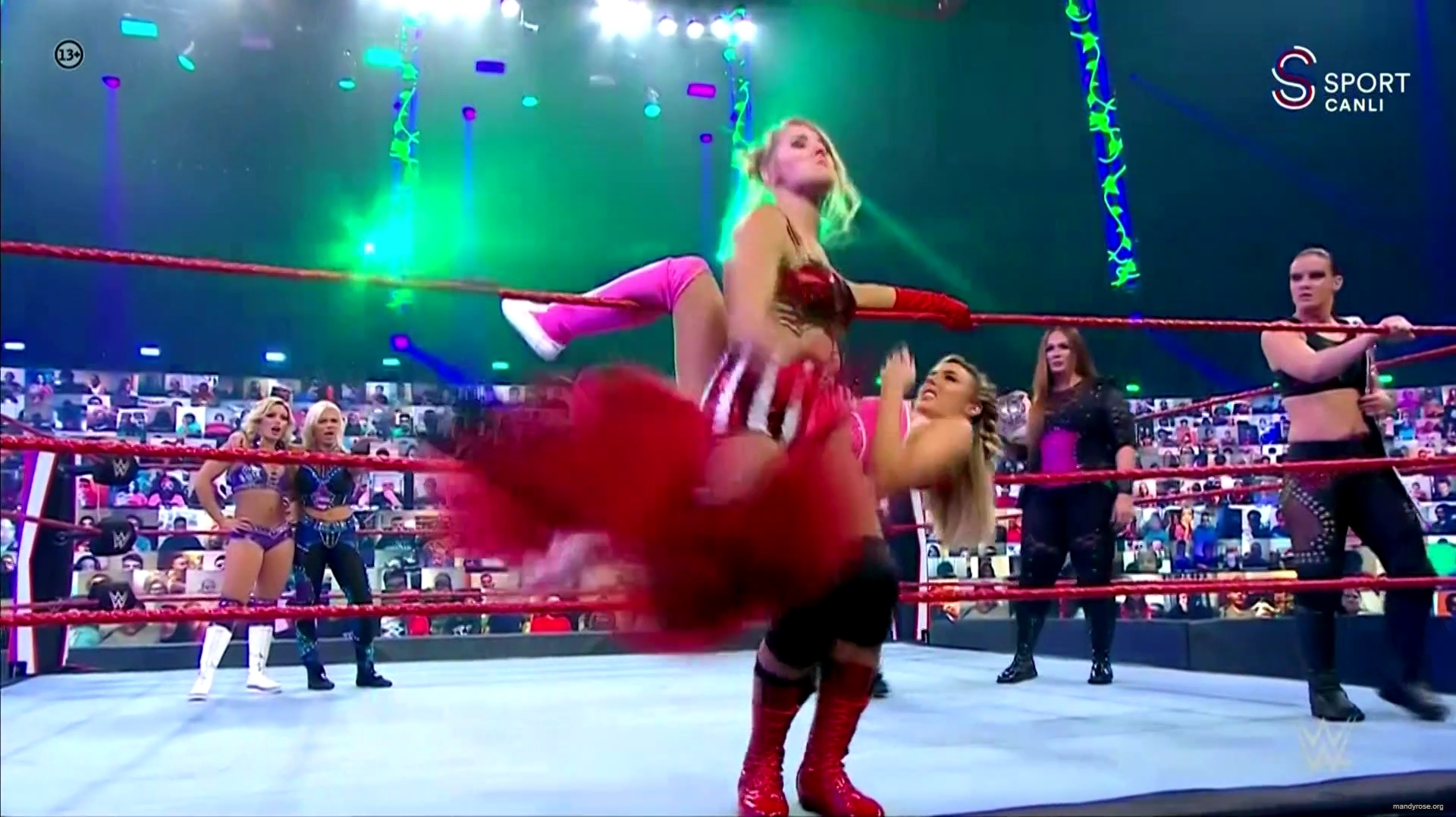 WWE_Monday_Night_Raw_2020_10_19_1080p_HDTV_x264-Star_mkv0107.jpg