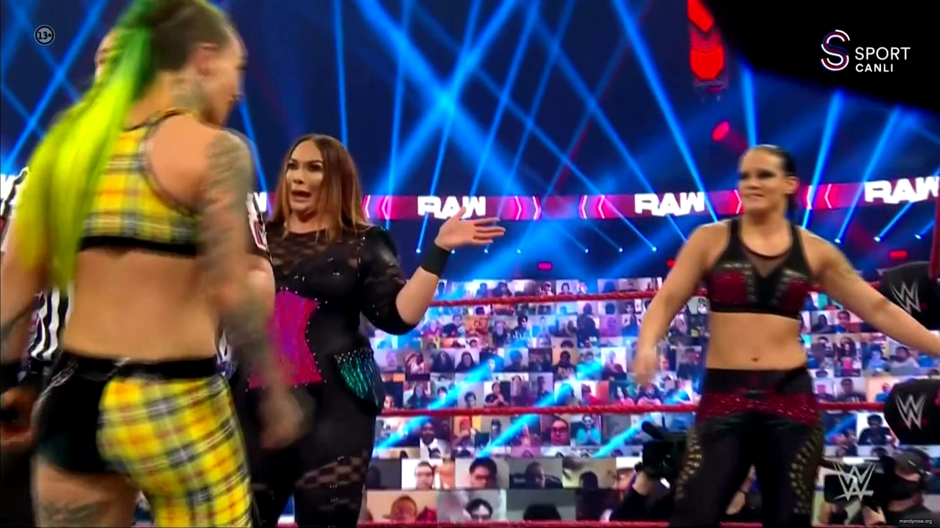 WWE_Monday_Night_Raw_2020_10_19_1080p_HDTV_x264-Star_mkv0159.jpg