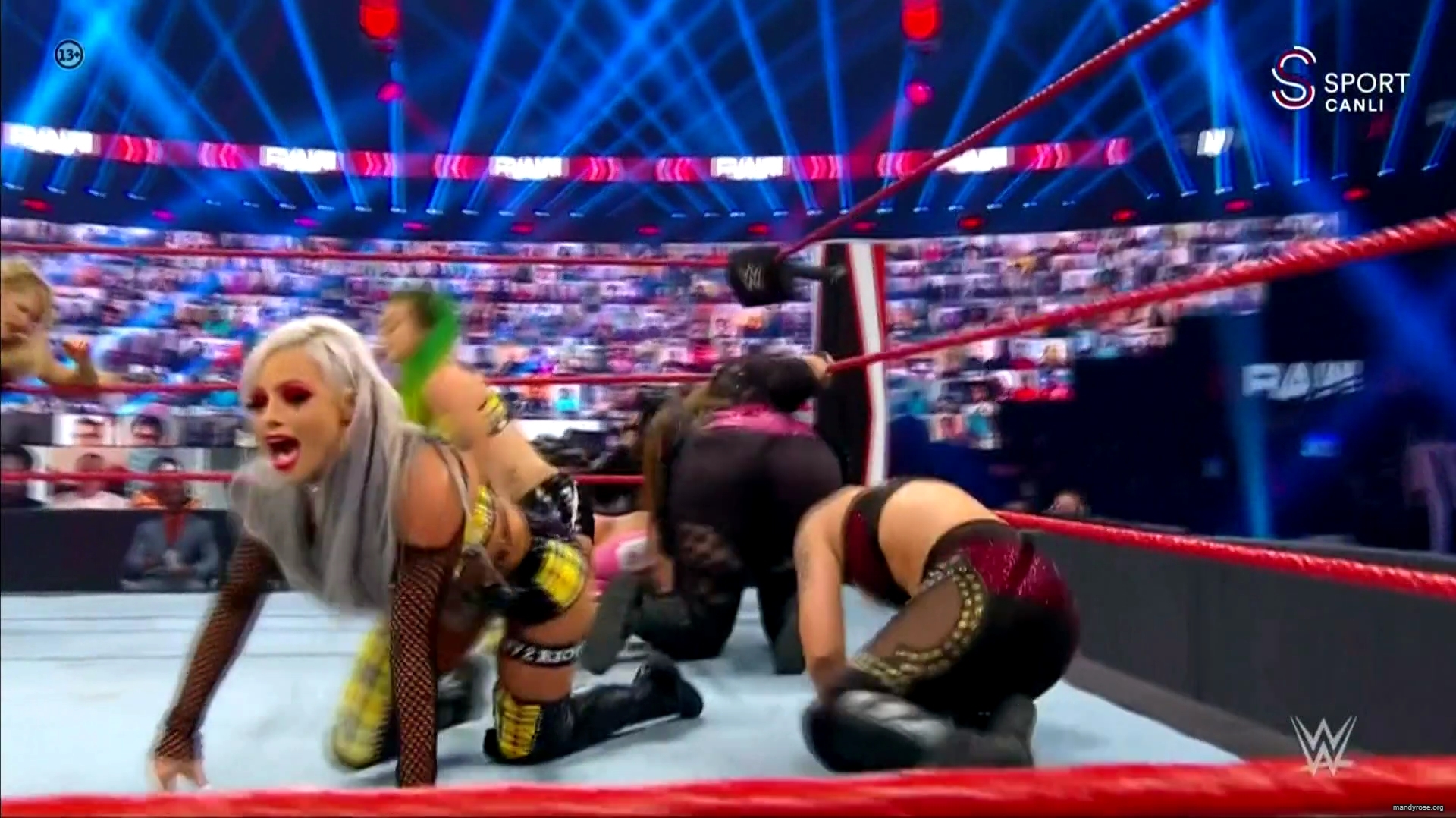 WWE_Monday_Night_Raw_2020_10_19_1080p_HDTV_x264-Star_mkv0195.jpg